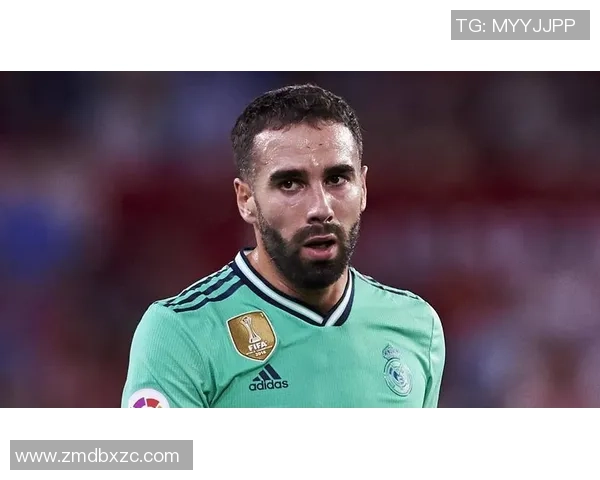 足球明星中是否存在杰出的后卫球员分析与探讨